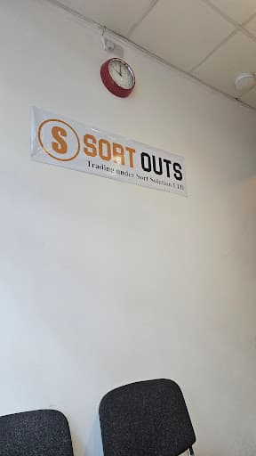 SORT OUTS — Customer photo
